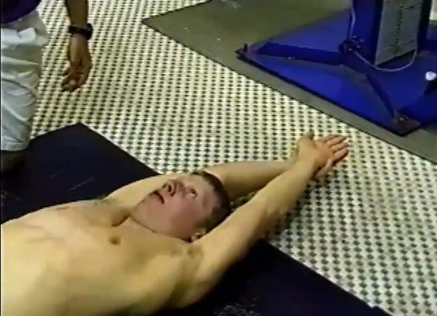 تکنیکهای پایه شنای کرال پشت - مربی میکی وندر